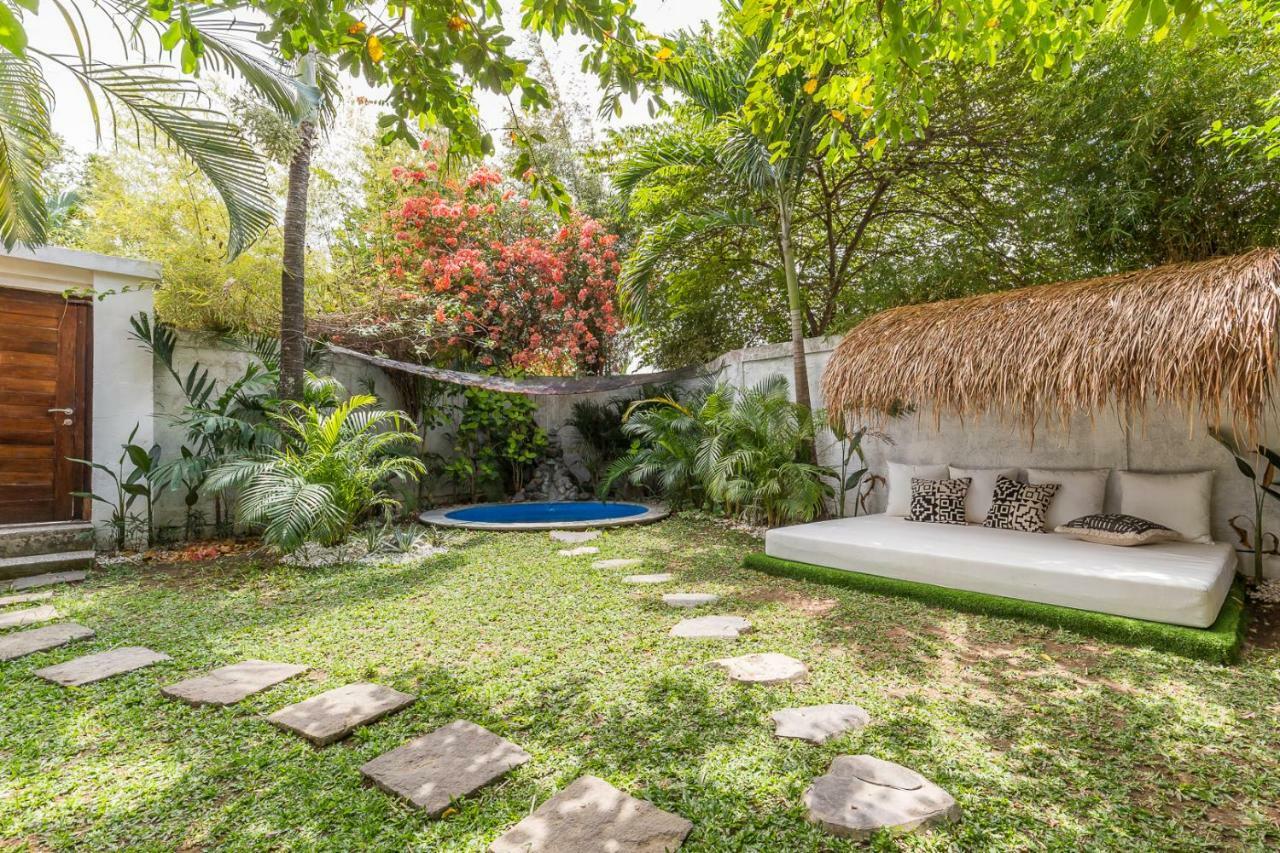 Eco Bamboo Bungalow 4 Villa Canggu Buitenkant foto