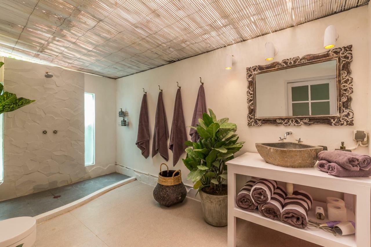 Eco Bamboo Bungalow 4 Villa Canggu Buitenkant foto